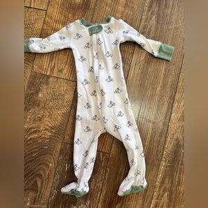 The Beaufort Bonnet Company White and Green Footie with Horses